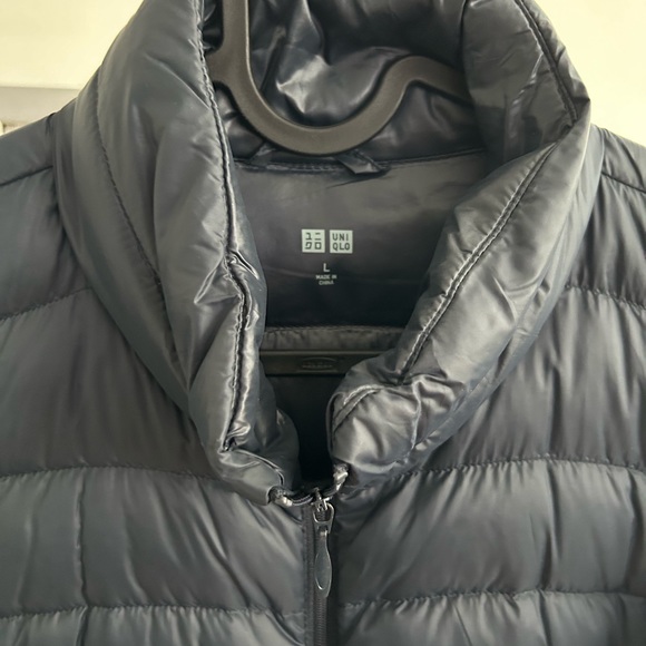Uniqlo ultra light down jacket - Picture 2 of 3